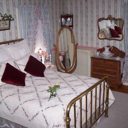 Bellinger Rose Bed & Breakfast Herkimer Kamer foto
